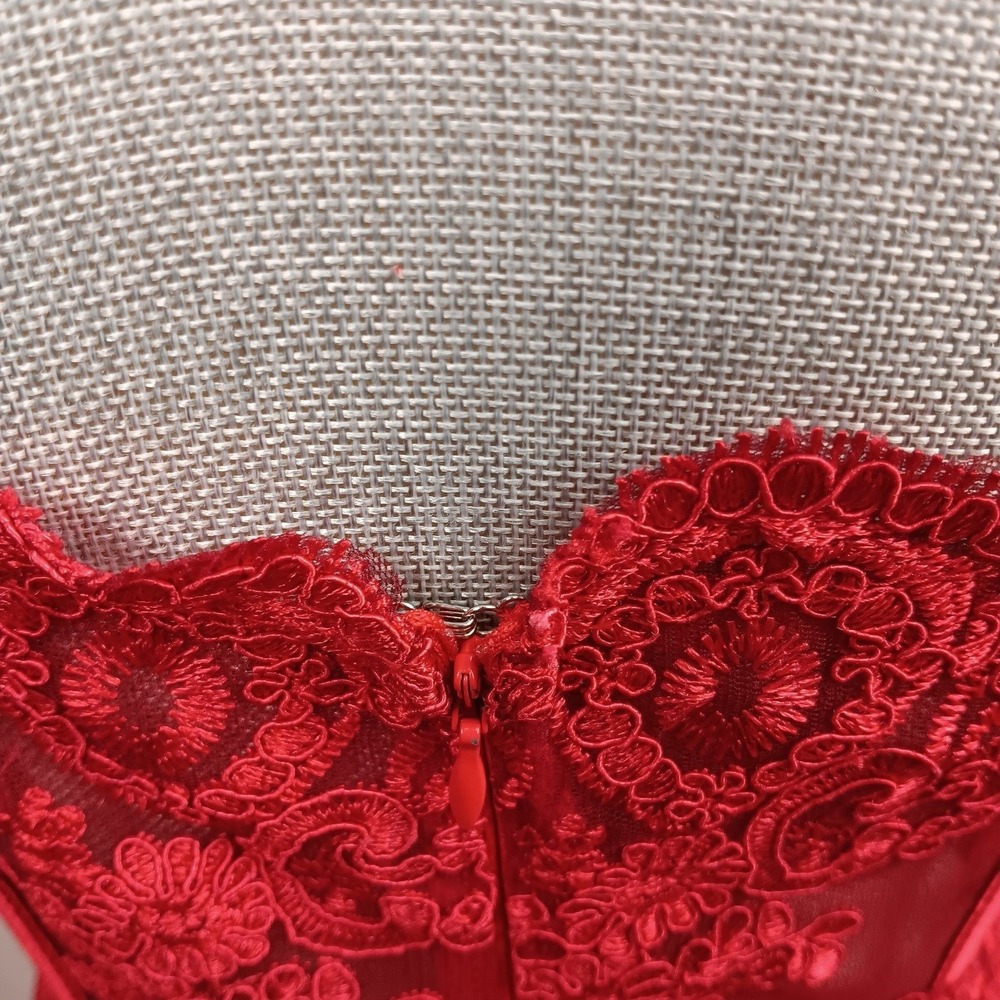 Floor Length Red Dress Size 8  [1187] - Picture 8 of 11